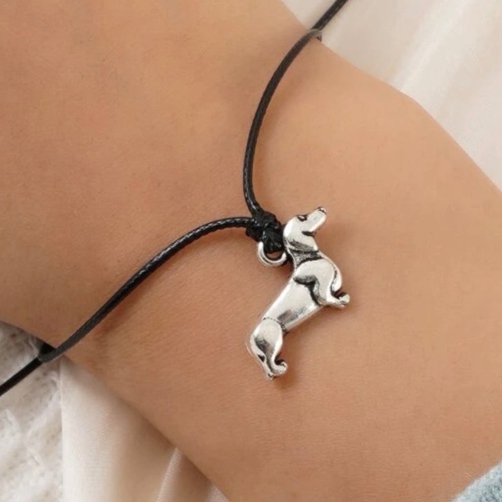 Wag Your Wishes: Adorable Dachshund Wish Bracelet! NWT Friendship Charm Bracelet - Picture 2 of 3